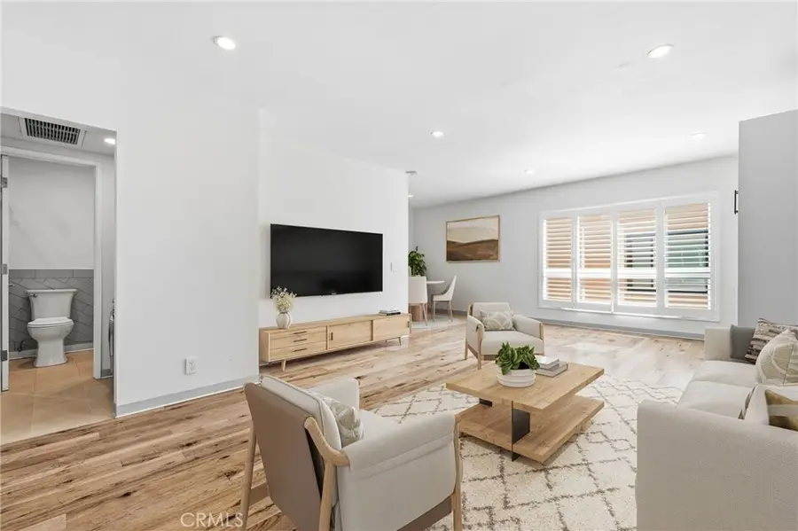 1735 N Fuller Ave #330, Los Angeles, CA 90046 - #3