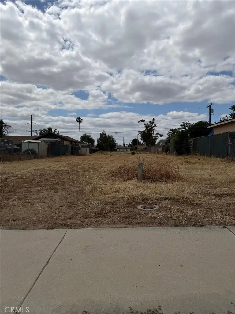 257 W 1st, Perris, CA 92570 - #1