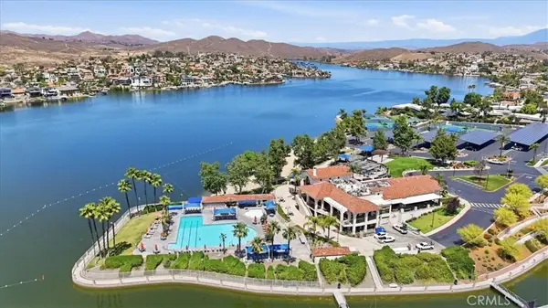 22346 Canyon Club, Canyon Lake, CA 92587