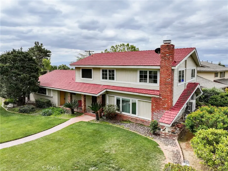 2446 Euclid Crescent E, Upland, CA 91784 - #3