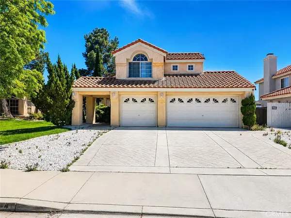 6044 Catalina, Palmdale, CA 93552
