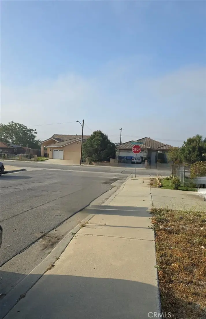 6770 Cherimoya, Fontana, CA 92336 - #2
