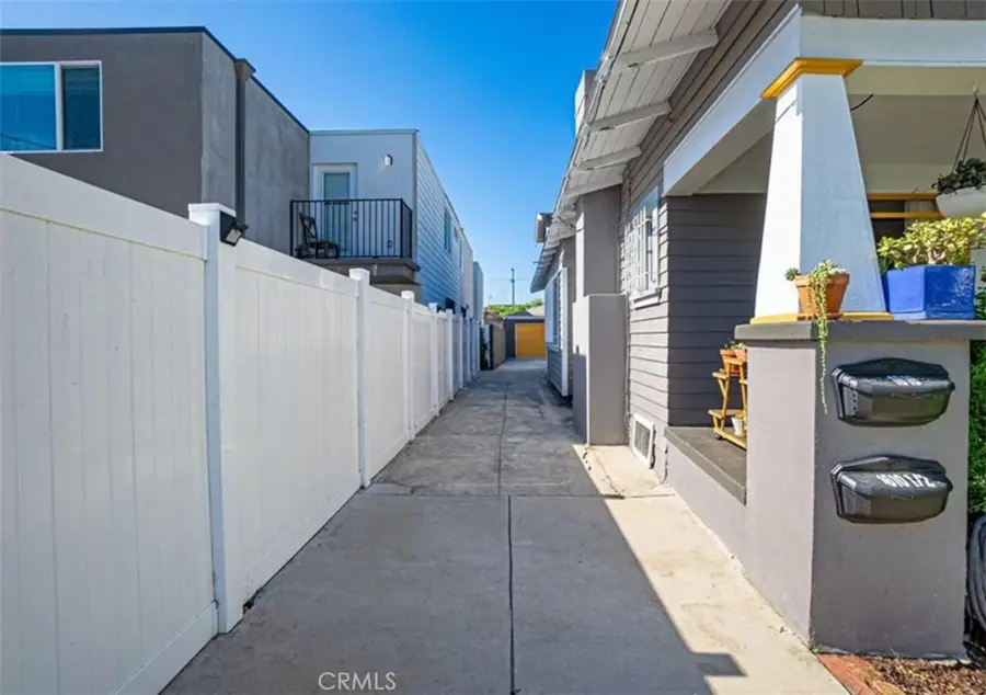 1610 N 36th N, Los Angeles, CA 90018 - #3