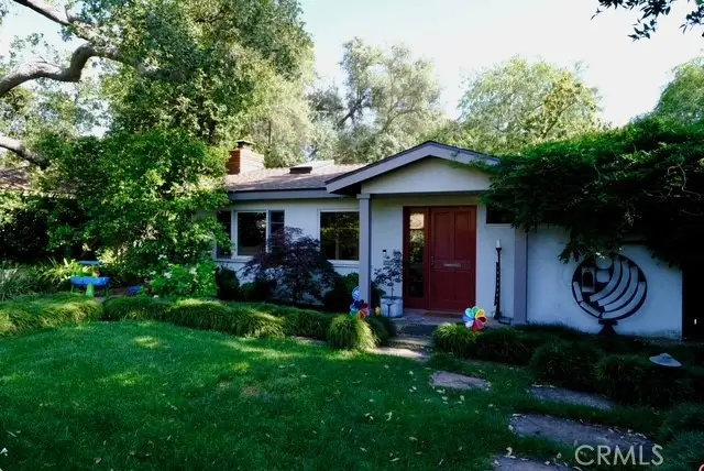 626 W 9th, Claremont, CA 91711 - #1