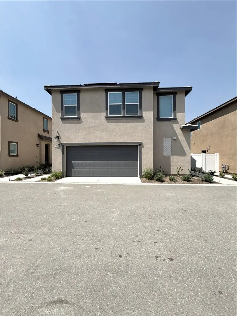 2448 Powell, Rialto, CA 92377 - #2