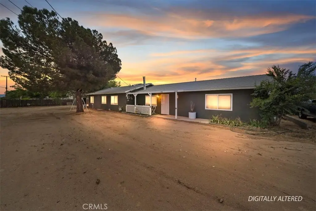 16219 Manzanita, Hesperia, CA 92345 - #1