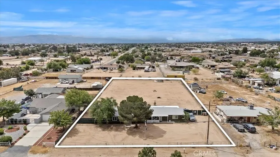 16219 Manzanita, Hesperia, CA 92345 - #2