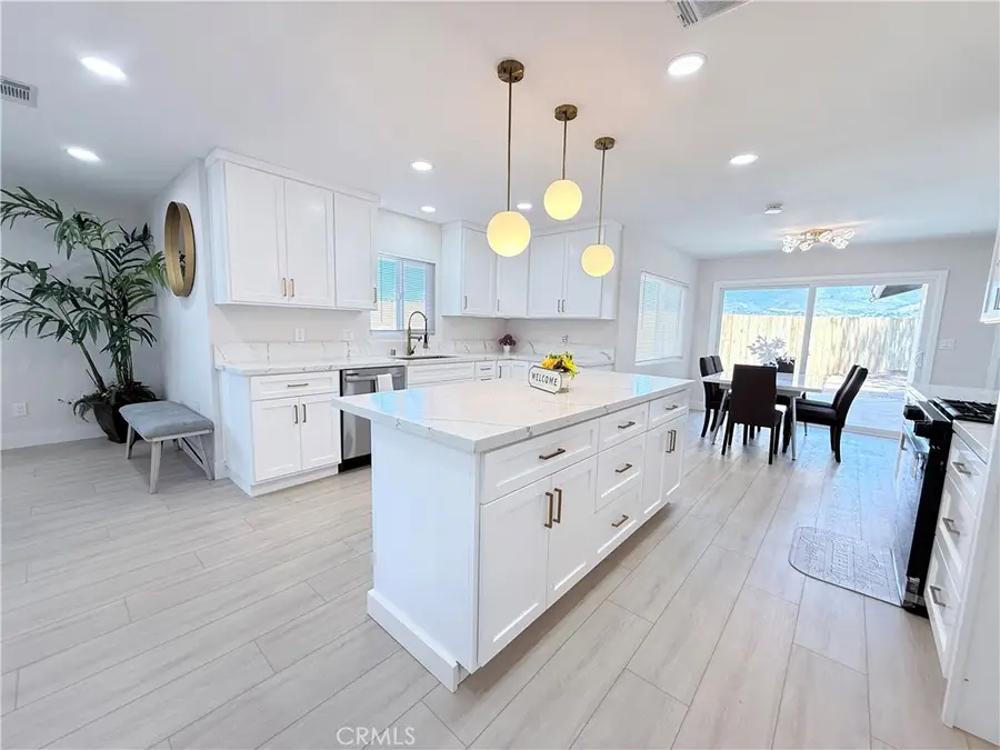 972 E Lynwood, San Bernardino, CA 92404 - #3