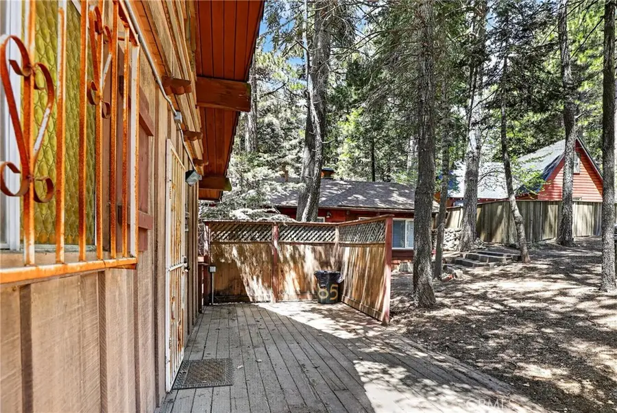 858 Poe Court, Lake Arrowhead, CA 92352 - #3