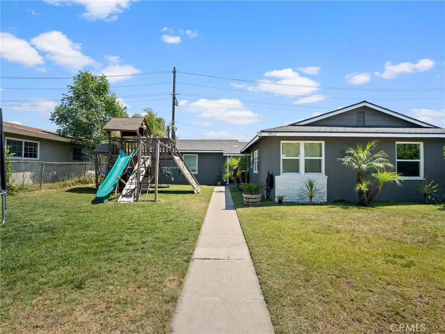 952 E La Verne, Pomona, CA 91767 - #2