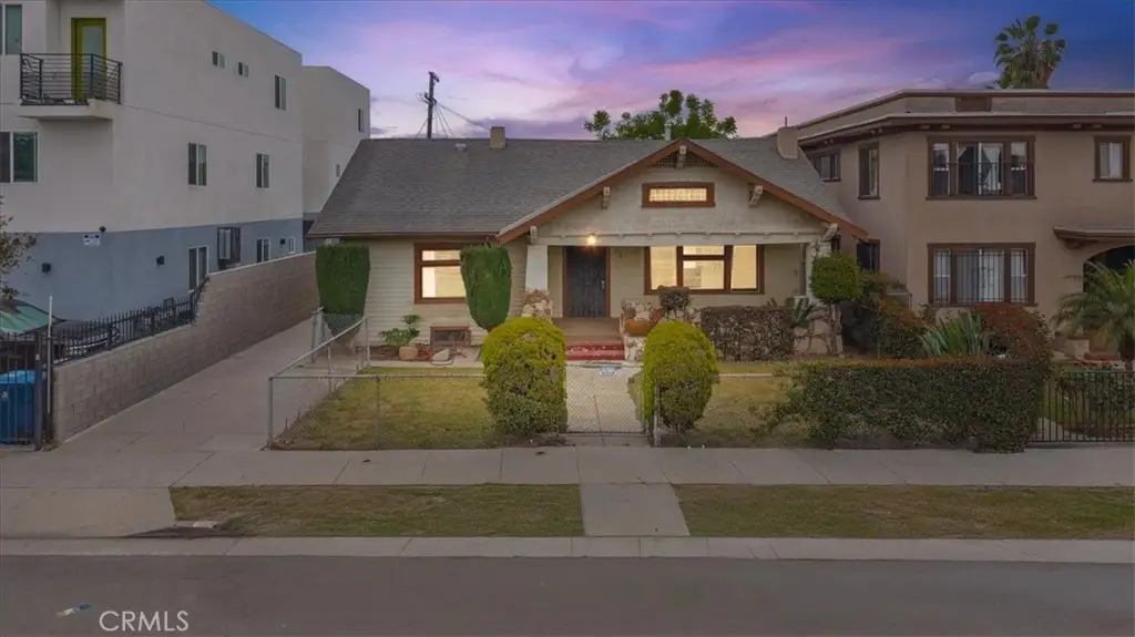 872 W 47th Street, Los Angeles, CA 90037 - #1