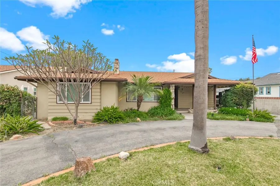 815 S Lark Ellen Avenue, West Covina, CA 91791 - #3