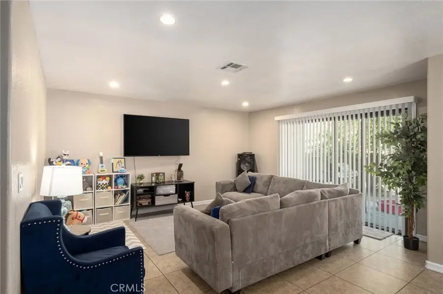 4308 E Woodward, Fresno, CA 93702 - #3