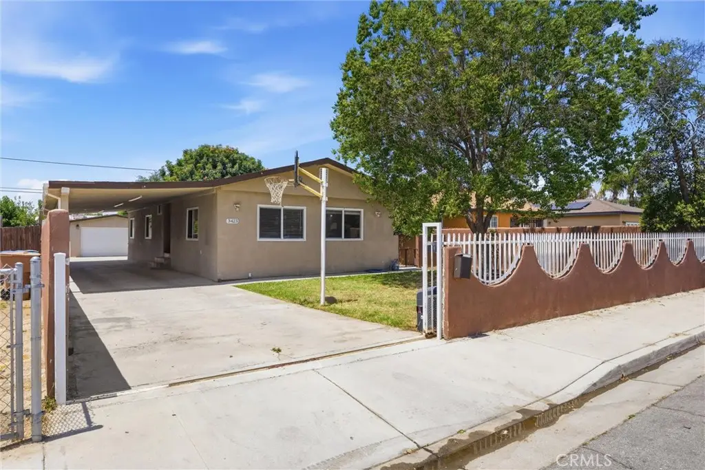 3423 Anderson Street, Bakersfield, CA 93307 - #1