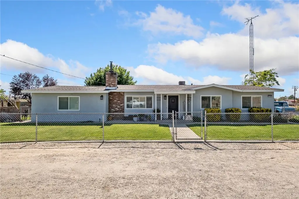 8758 Deep Creek, Apple Valley, CA 92308 - #1
