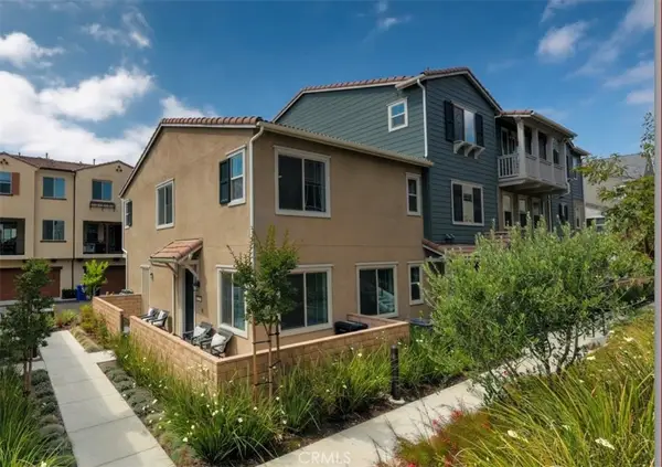 2109 Crescent Moon, Upland, CA 91786