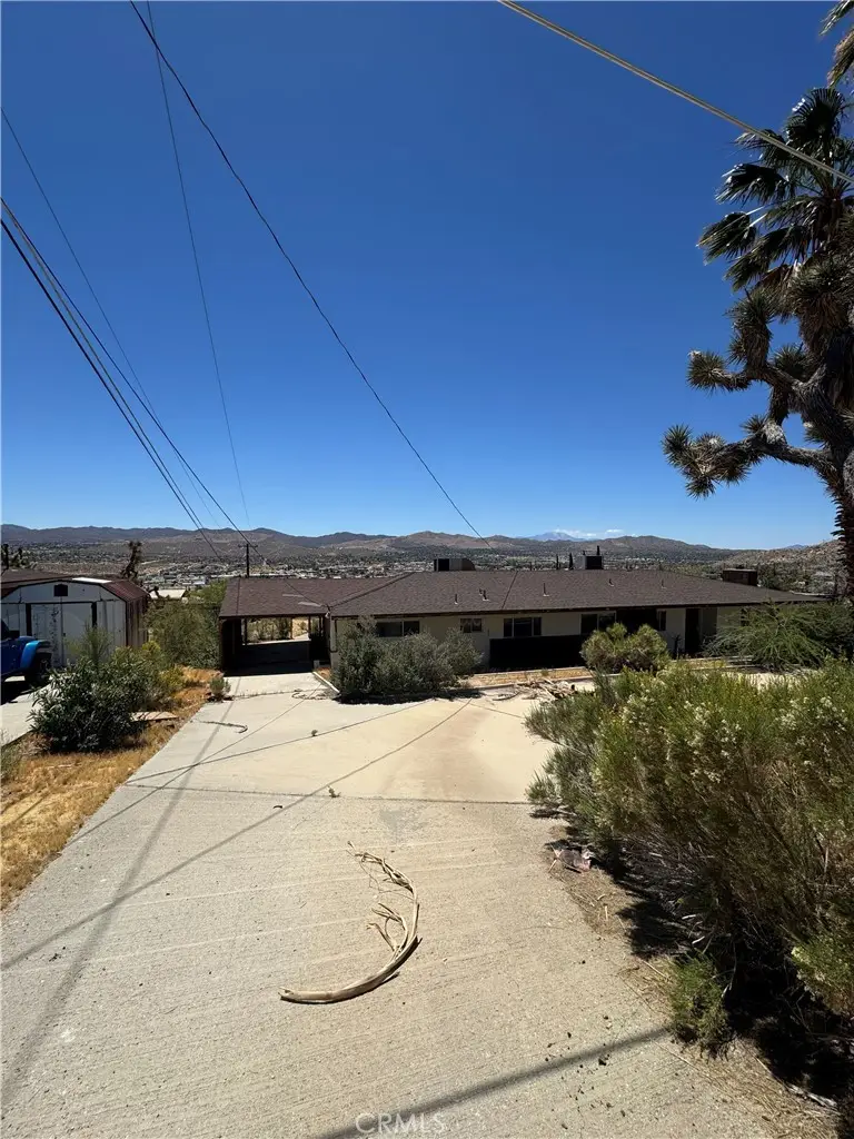 57523 Redondo, Yucca Valley, CA 92284 - #1
