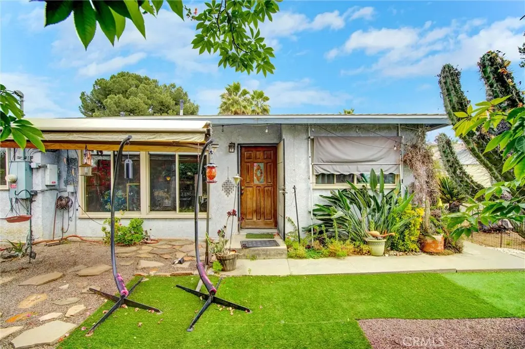 596 Transit, Riverside, CA 92507 - #1