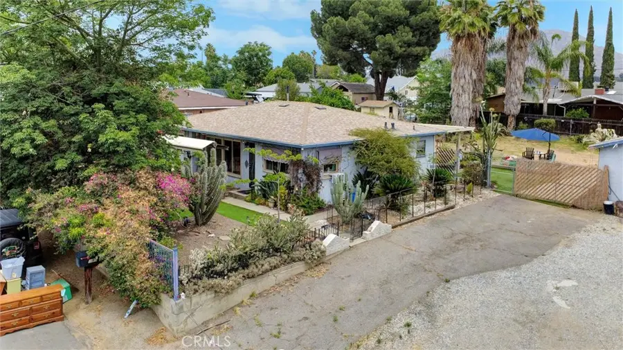 596 Transit, Riverside, CA 92507 - #2
