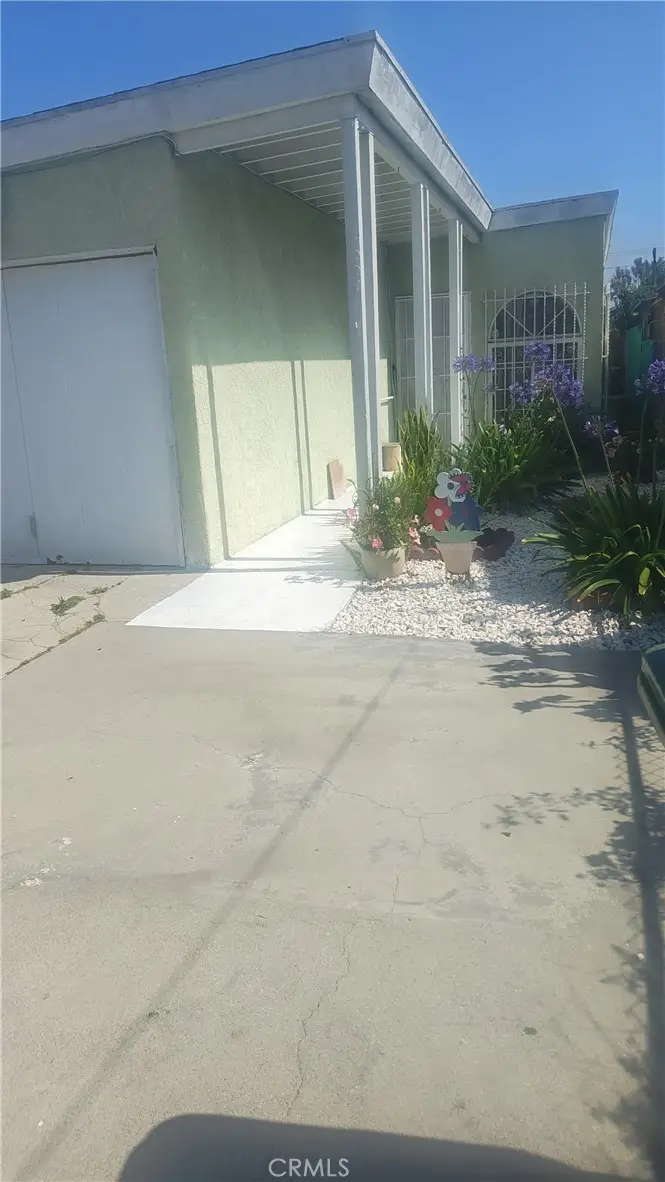 1664 E 113th, Los Angeles, CA 90059 - #1