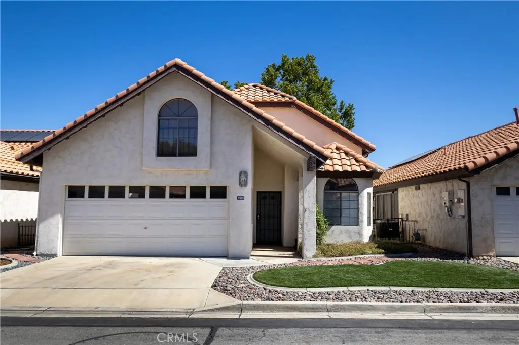 19258 Pine, Apple Valley, CA 92308 - #1