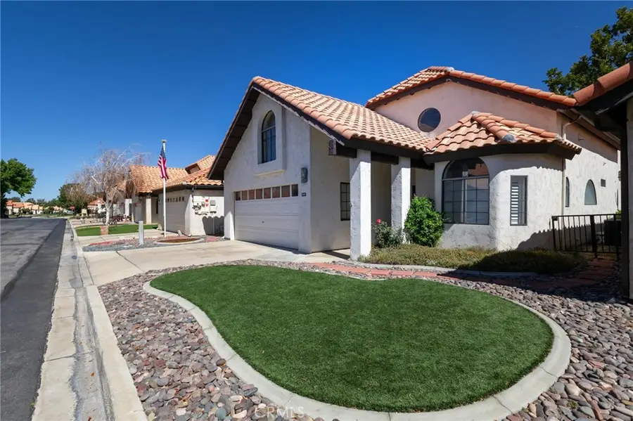 19258 Pine, Apple Valley, CA 92308 - #3