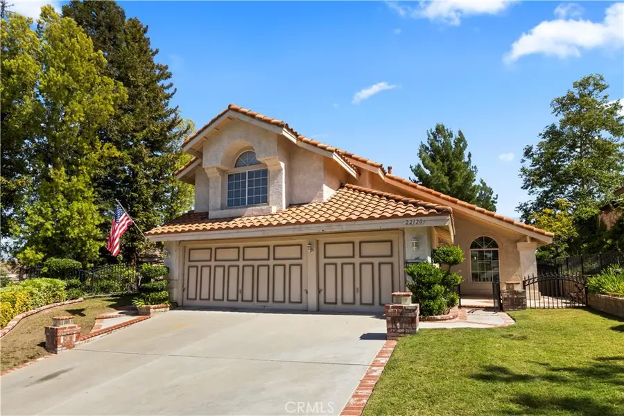 22120 Grovepark, Saugus, CA 91350 - #2