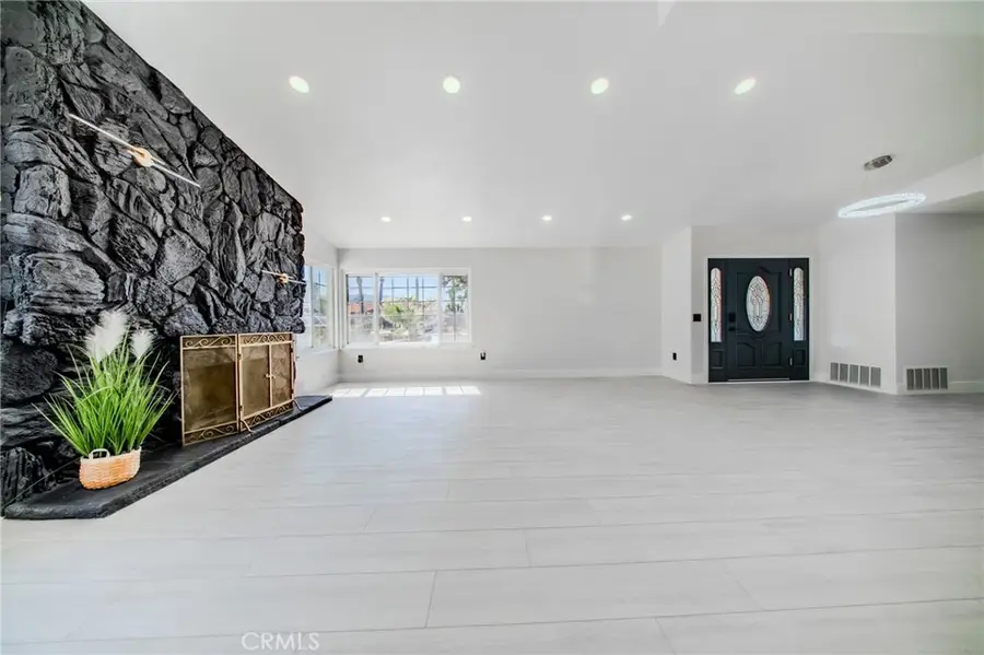 1849 Cook Circle, Corona, CA 92882 - #3
