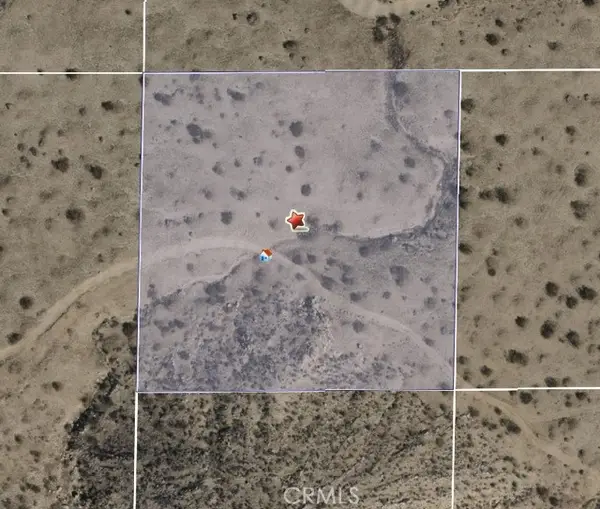 135 Vic Avenue M-12, Palmdale, CA 93591