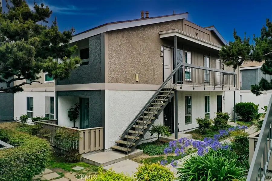 2841 S Fairview S #E, Santa Ana, CA 92704 - #2