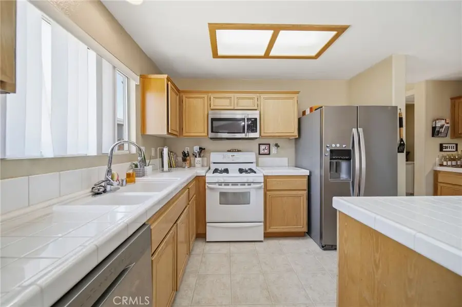 13649 Brynwood Rd., Victorville, CA 92392 - #2