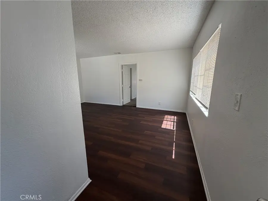6944 Lurline Avenue, Winnetka, CA 91306 - #3