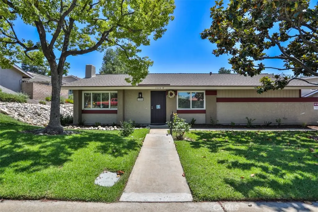 1644 Carmel Circle West, Upland, CA 91784 - #1