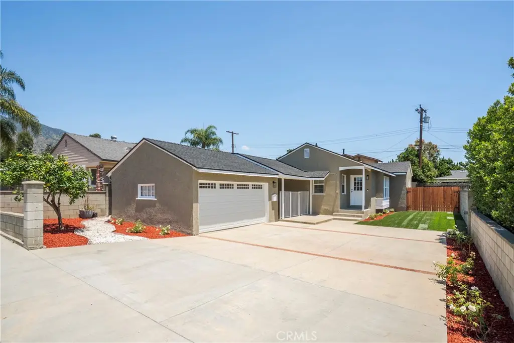 160 N Barranca, Glendora, CA 91741 - #1