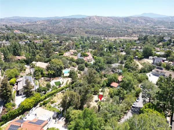 50237210 Skyline View, Santa Ana, CA 92705