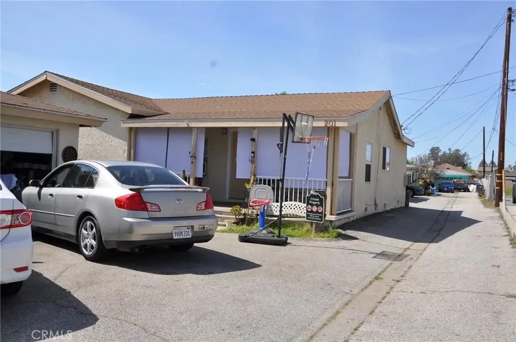 201 S Vernon, Azusa, CA 91702 - #1
