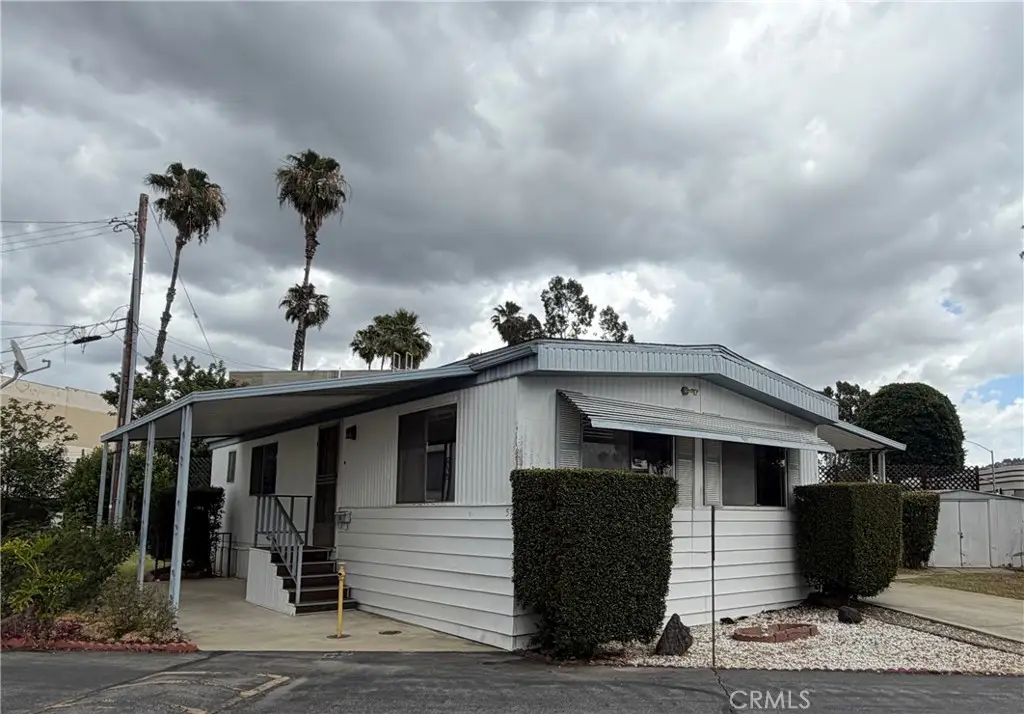337 W Rte 66, Glendora, CA 91740 - #1