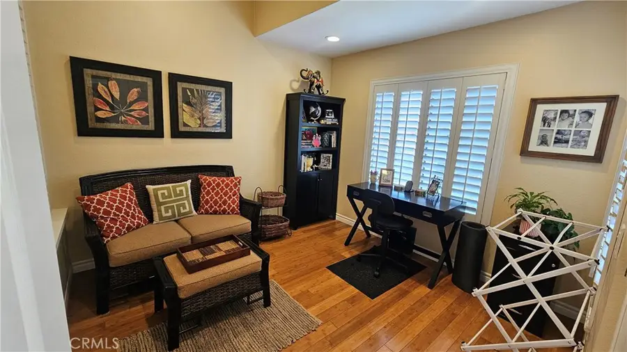 6 Brownfield Lane, Pomona, CA 91766 - #3