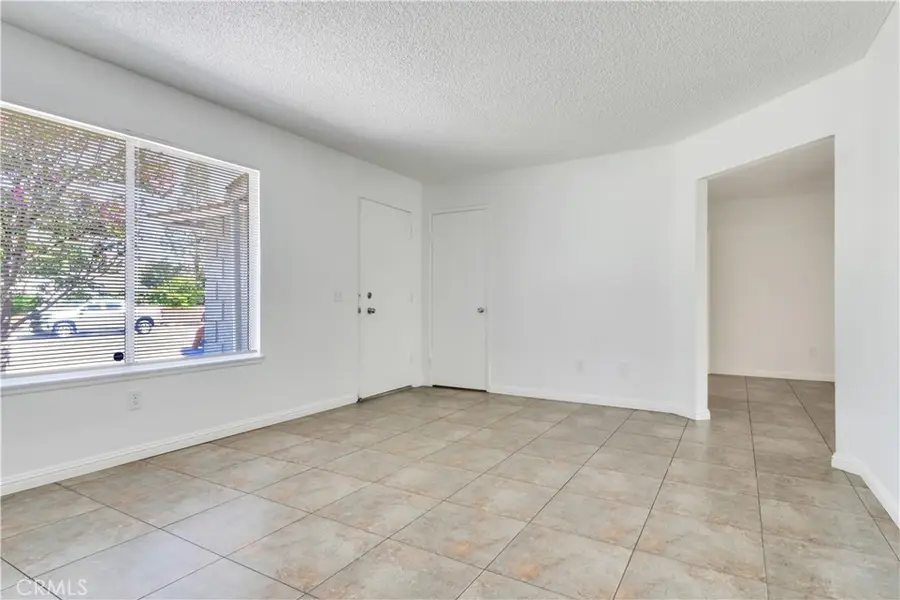 5128 Lakewood Drive, San Bernardino, CA 92407 - #2