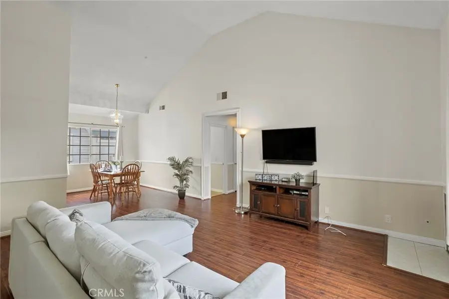 343 W Central #J, Monrovia, CA 91016 - #2