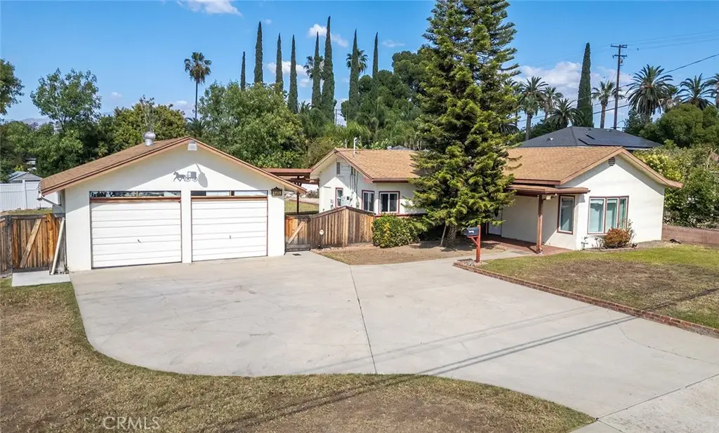 545 S San Mateo, Redlands, CA 92373 - #1