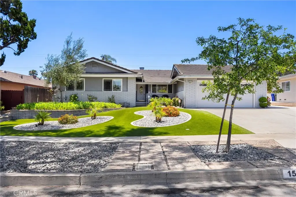 1523 Columbine Way, Upland, CA 91786 - #1