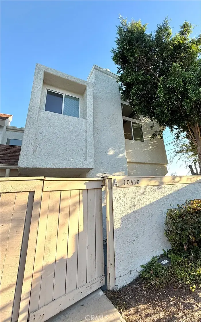 10410 Zelzah #A, Porter Ranch, CA 91326 - #1