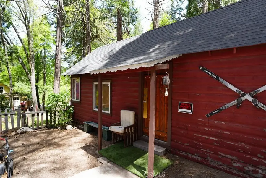 25020 Moon Drive, Crestline, CA 92325 - #2