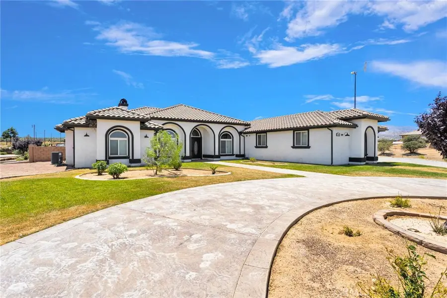 7381 Cygnet Road, Phelan, CA 92371 - #2