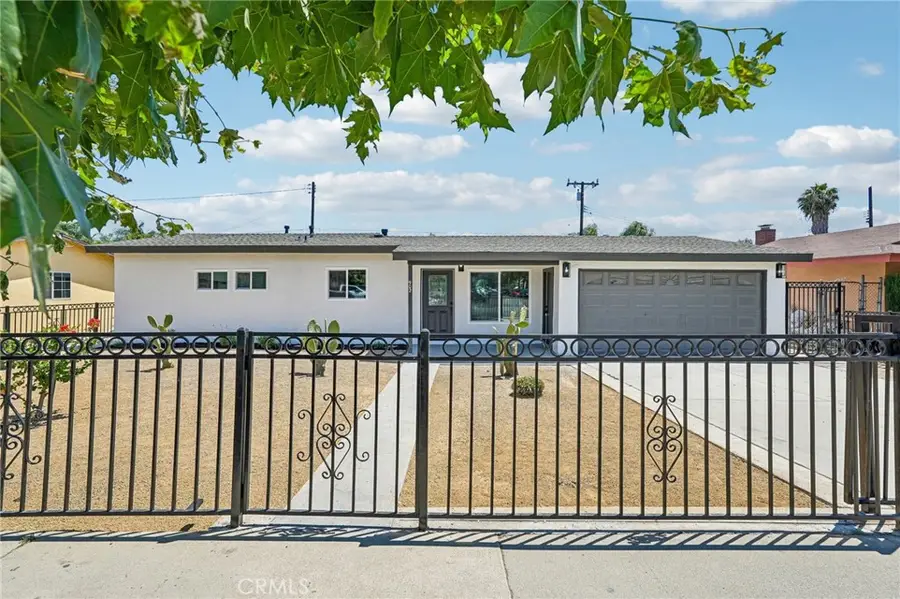 902 E Olive Street, Pomona, CA 91766 - #2