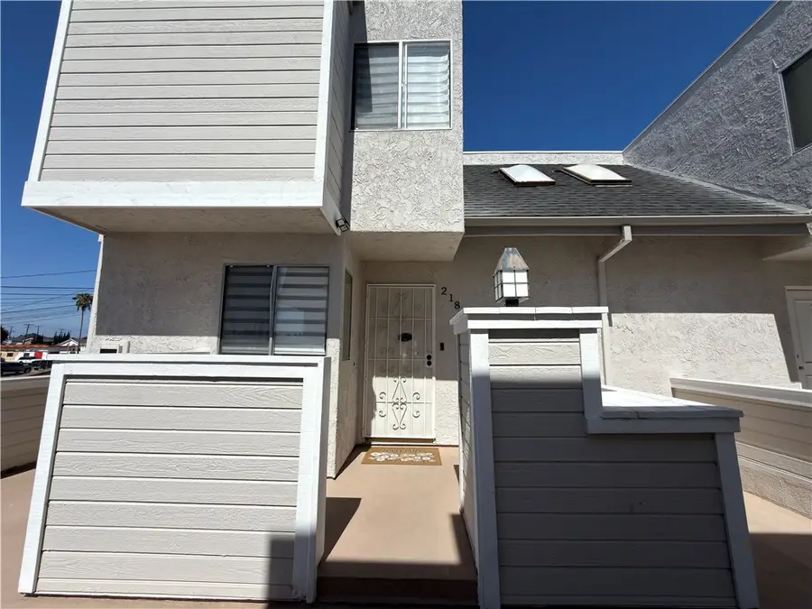 125 W South, Anaheim, CA 92805 - #2
