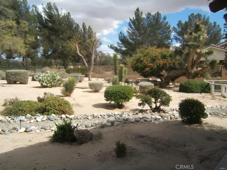 15201 Pocahantas, Apple Valley, CA 92307 - #2