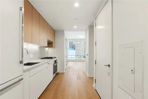 877 Francisco, Los Angeles, CA 90017