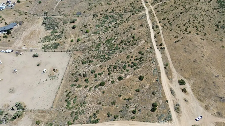 8001 Johnson Road, Phelan, CA 92371 - #2
